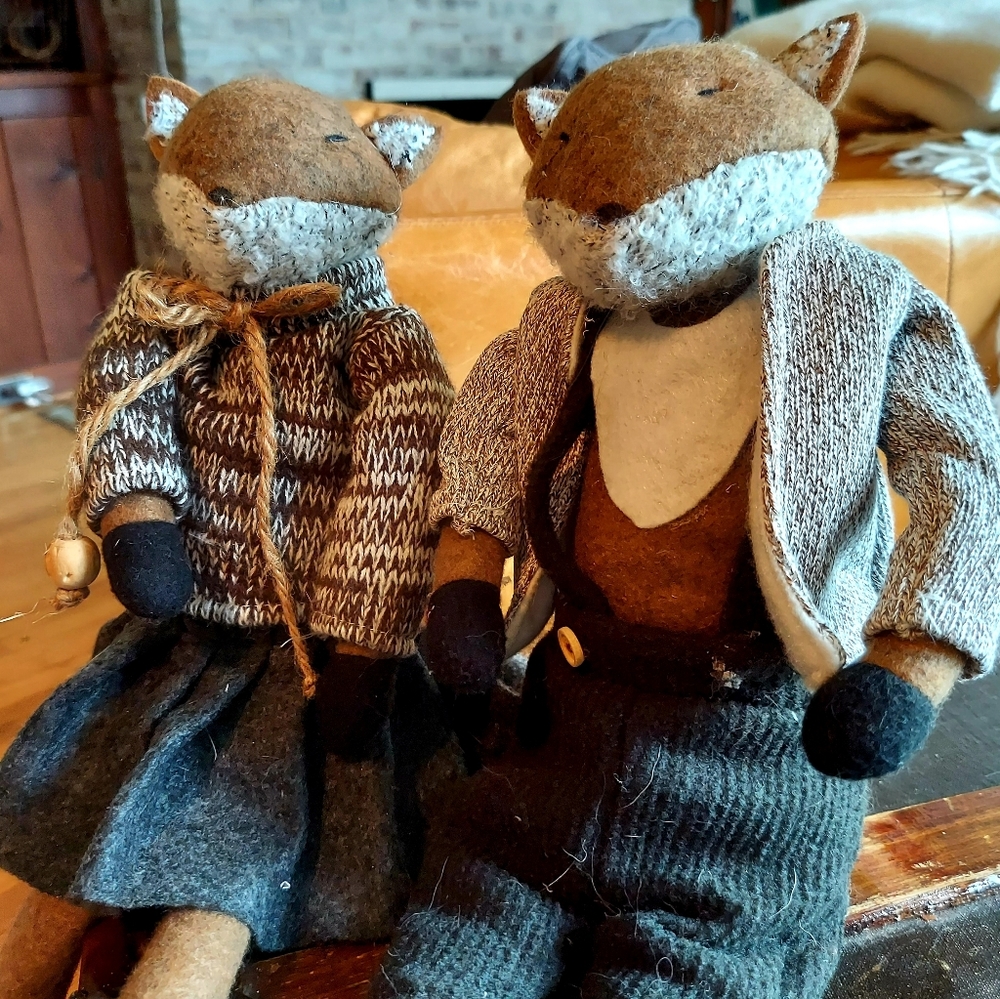 Decorative Stuffed Fox Pair